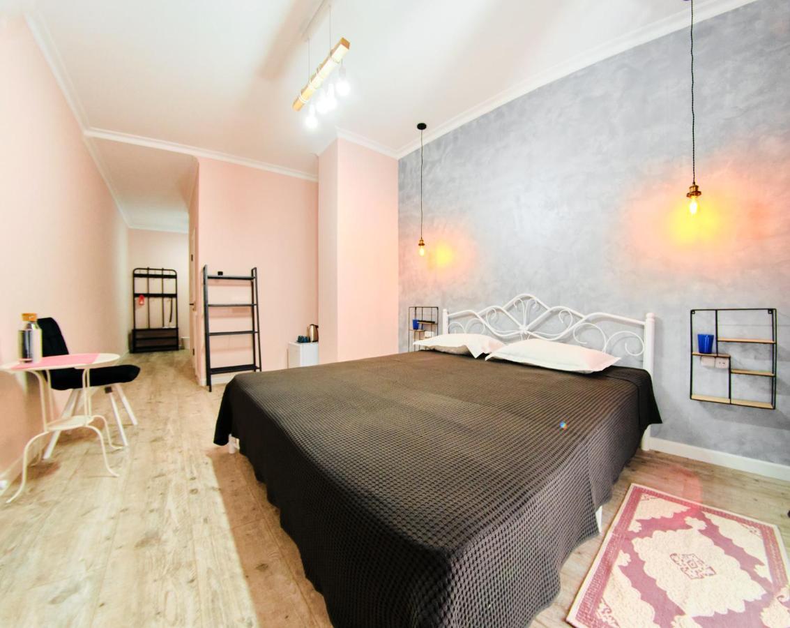 Hotel Hi Астана Esterno foto